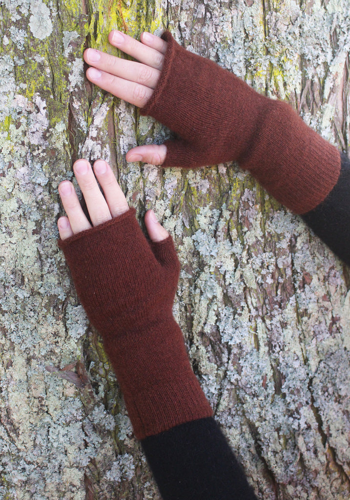 Lothlorian Possum & Merino Plain Fingerless Mitten, Russet