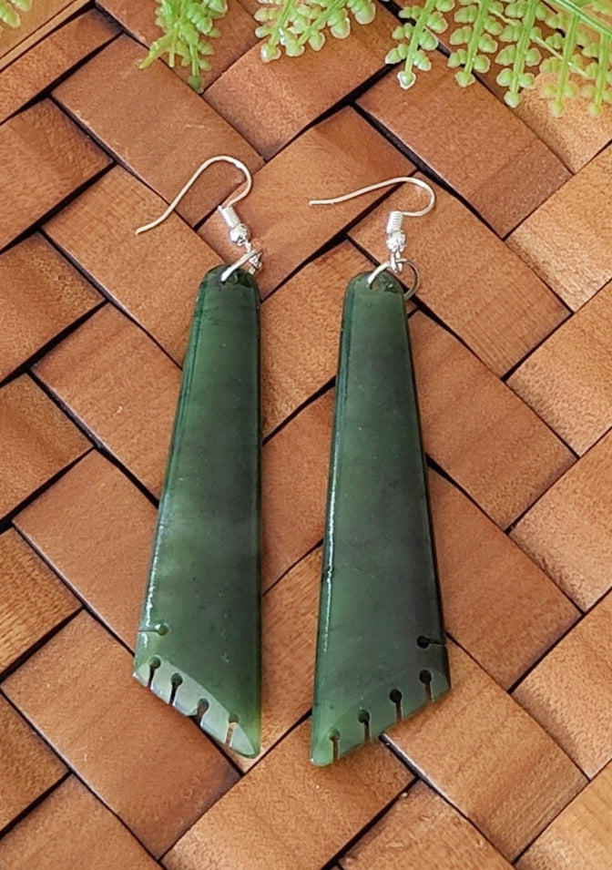 NZ Greenstone Earrings 72mm #55