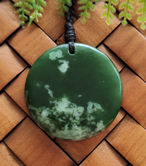 NZ Greenstone Disc - 43mm - Carver: Roland #245