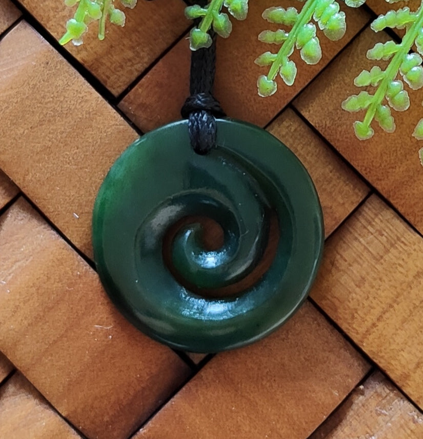 NZ Greenstone Closed Koru 30mm #10.1