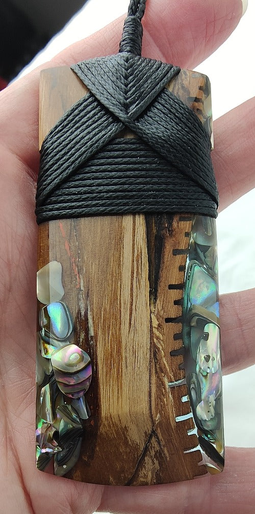 Rimu And Paua Toki - NZ Made #901