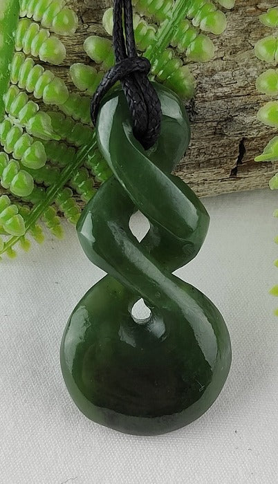 NZ Greenstone Small Double Twist - 40mm #57