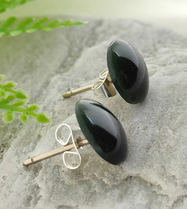 NZ Greenstone Large Circle Stud Earrings - 10mm