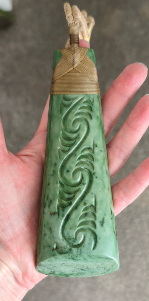 NZ Inanga Greenstone Toki - 150mm - Alex Sands #290