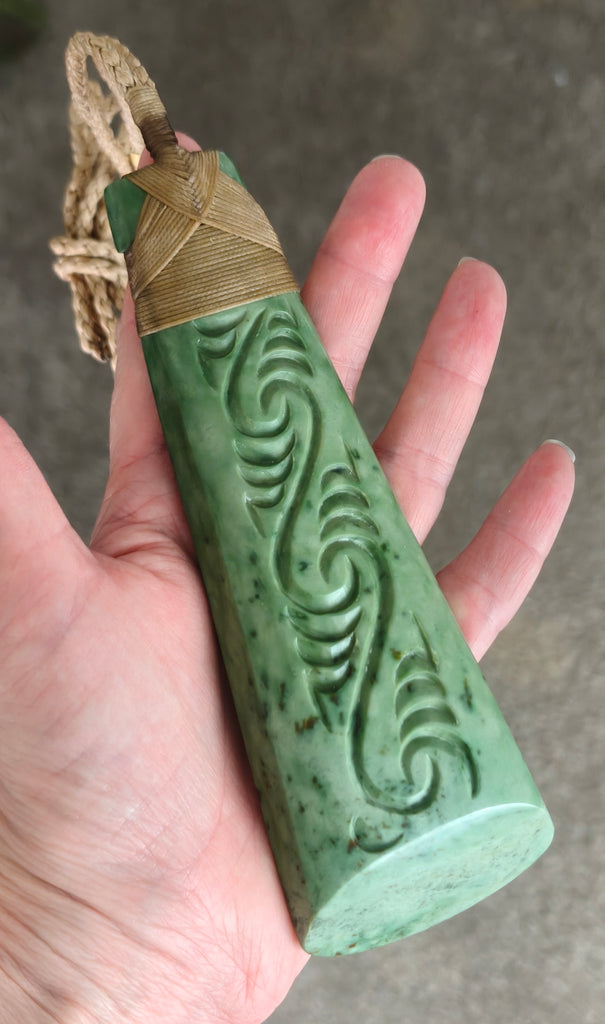 NZ Inanga Greenstone Toki - 150mm - Alex Sands #290