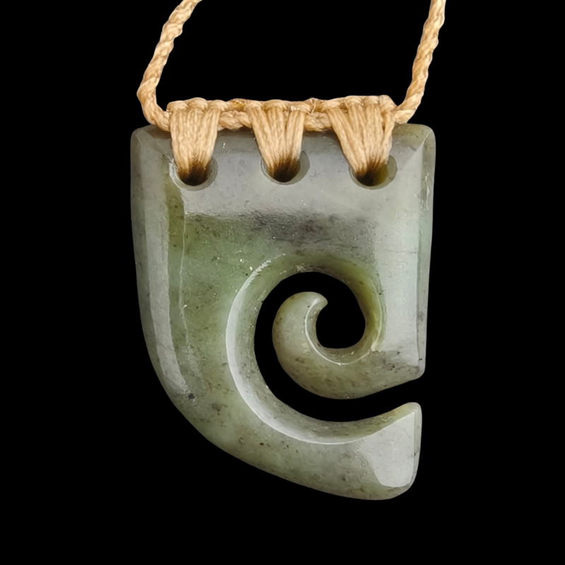 NZ Greenstone Large Koru - 37mm - Alex Sands #211