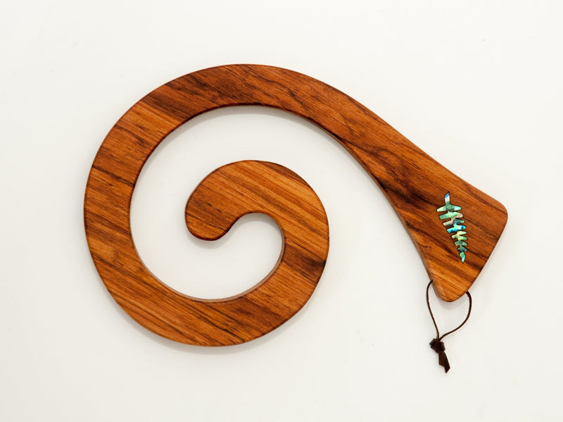 Rimu Wood Single Tablemat with Paua Inlay - Fern
