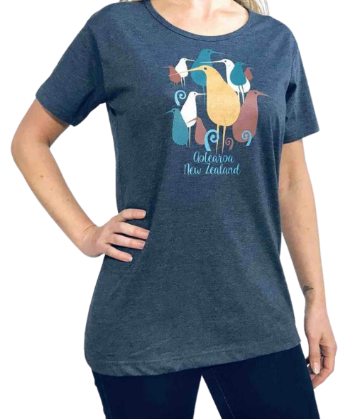 Ladies Fitted T-Shirt - Kiwi Crowd