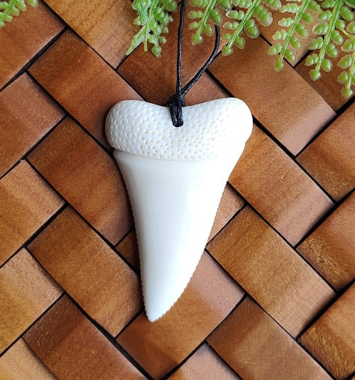 Tooth Bone Carving Pendant - #70P Main image