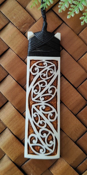 Maori Kowhaiwhai Design Stained Bone Toki - 100mm #13 Main image