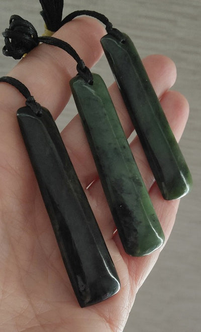 Authentic Pounamu Greenstone Jewellery & Maori Carvings NZ - Souvenir ...