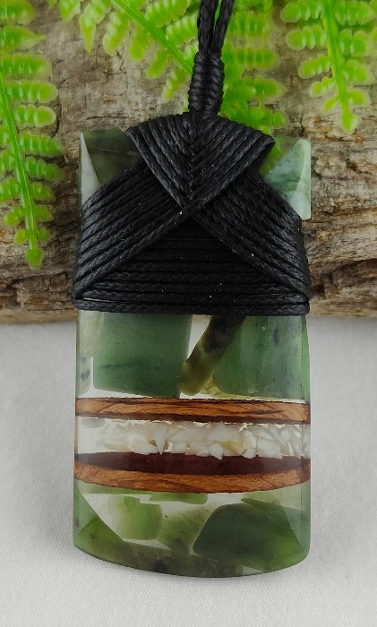 Rimu, Greenstone And Pipi Shell Toki - NZ Made #903D Main image