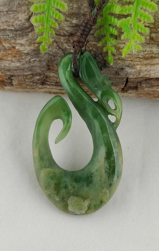 NZ Greenstone Manaia - 50mm - Deane Moreton #91 Main image