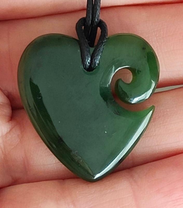 NZ Greenstone Little Heart Koru - 27mm #03 Secondary image