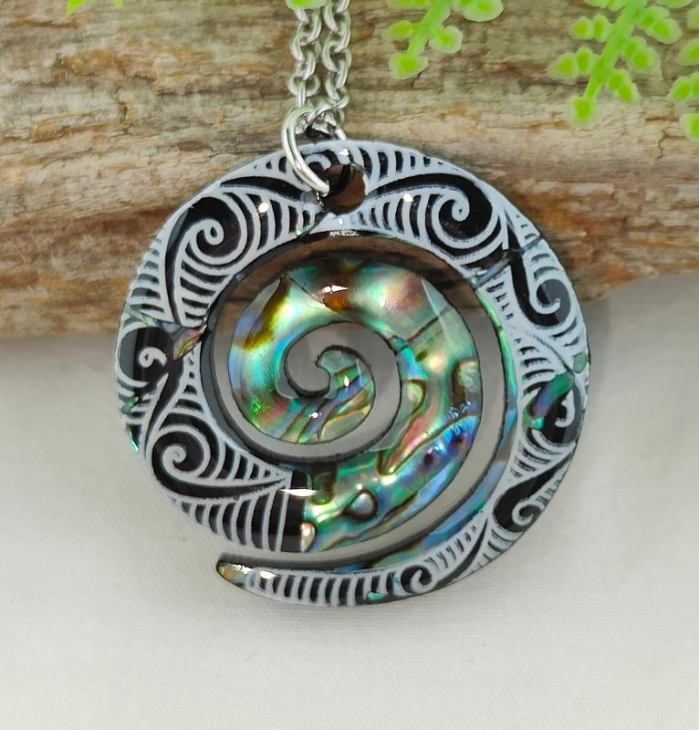 Paua Koru Design Necklace #02 Main image