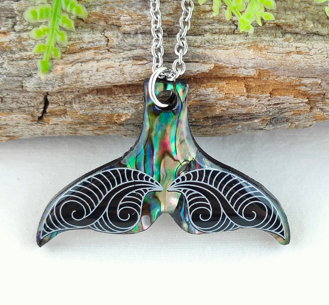 Paua Whale Tail Design Necklace #01 Main image