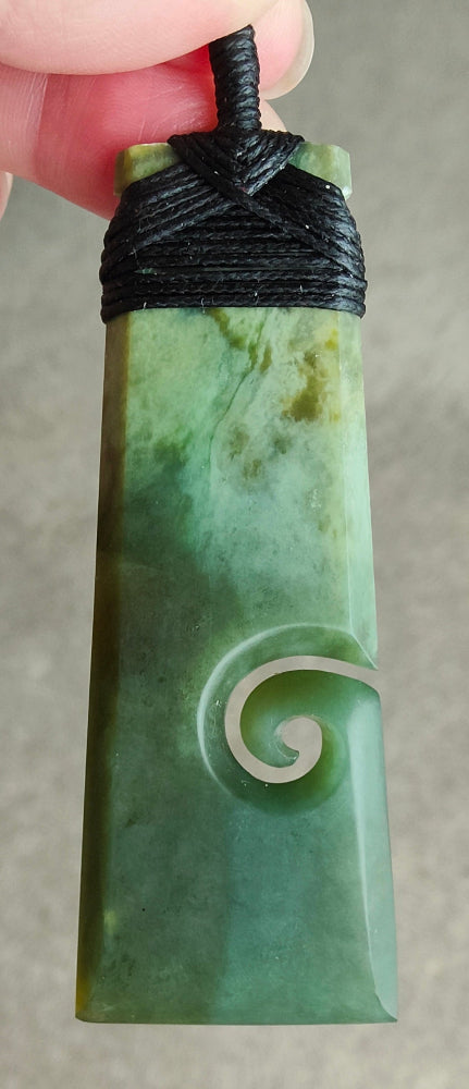 NZ Greenstone Bound Toki Koru - 80mm  - Deane Moreton #112 Main image