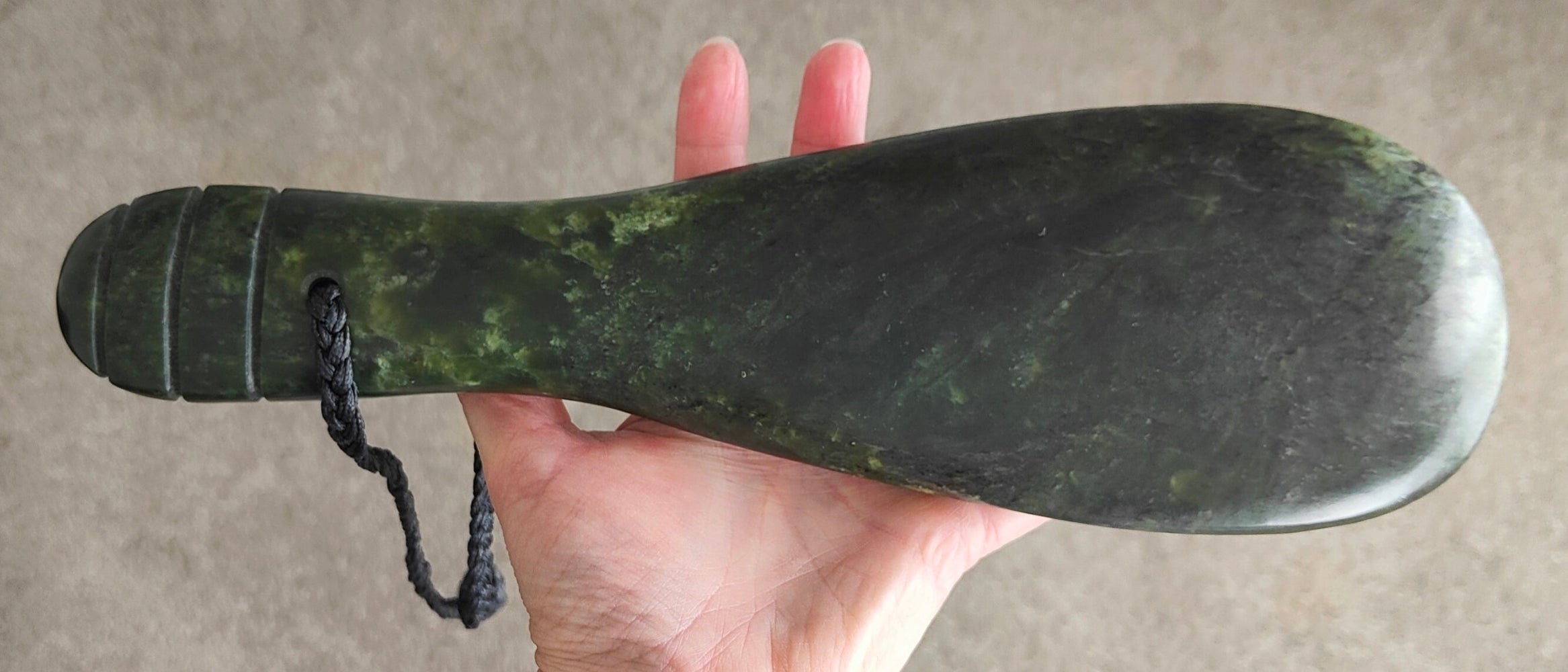Medium Pounamu Mere 30.7cm Secondary image