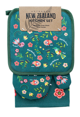 Oven Glove and Tea Towel Set - Manu Green Main image