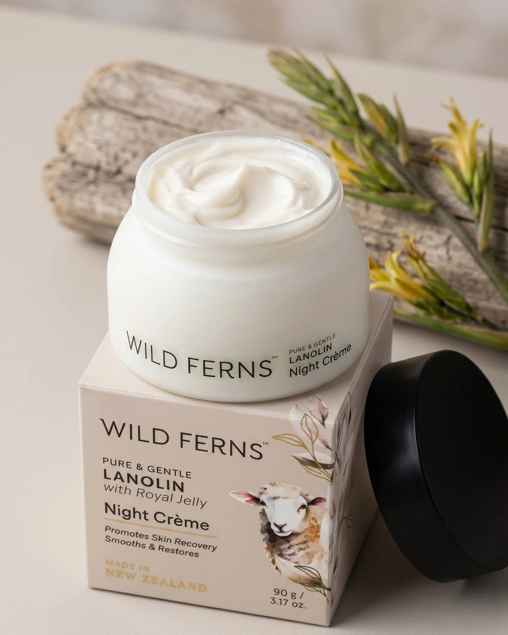 Lanolin Night Crème Wild Ferns 90g Secondary image