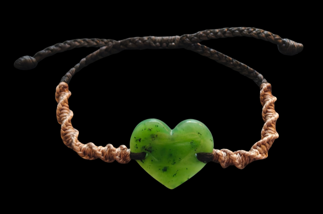 NZ Pounamu Greenstone Heart Cord Bracelet #09C Main image