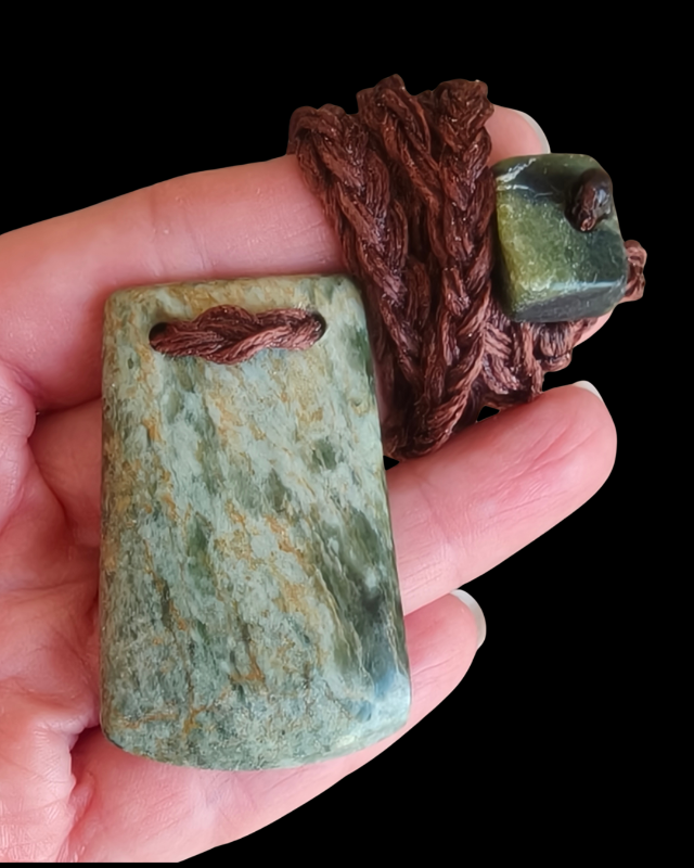 NZ Pounamu Toki 50mm - By Phil Priest #102 Main image