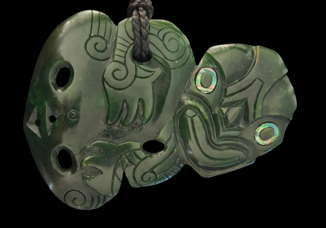 NZ Greenstone Extra Large Tiki Carving - 115mm #50A Main image
