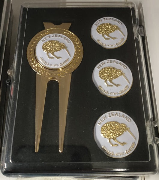 Kiwi Gold Divot Set