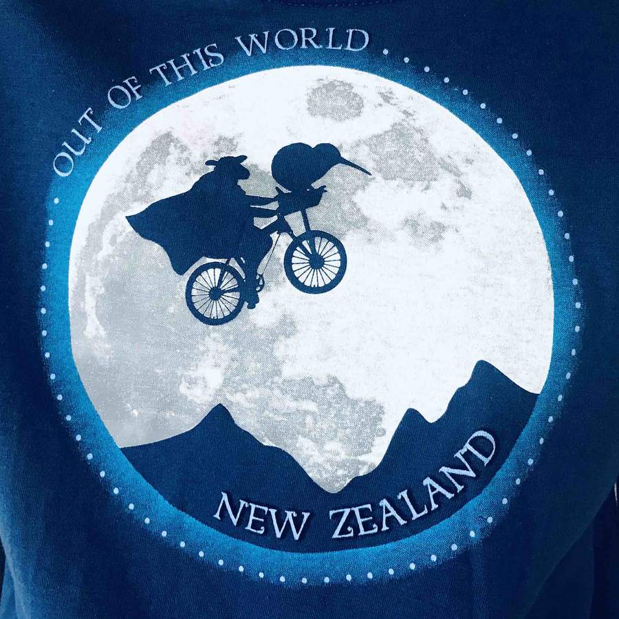 Children's T-Shirt - NZ E.T Kiwi Secondary image
